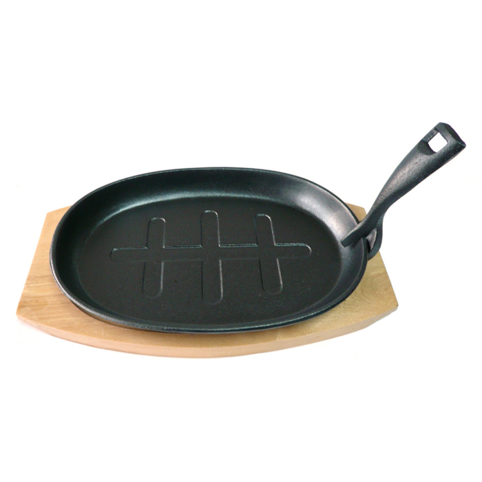 Oval Cast Iron Skillet sizzle plate with wooden tray